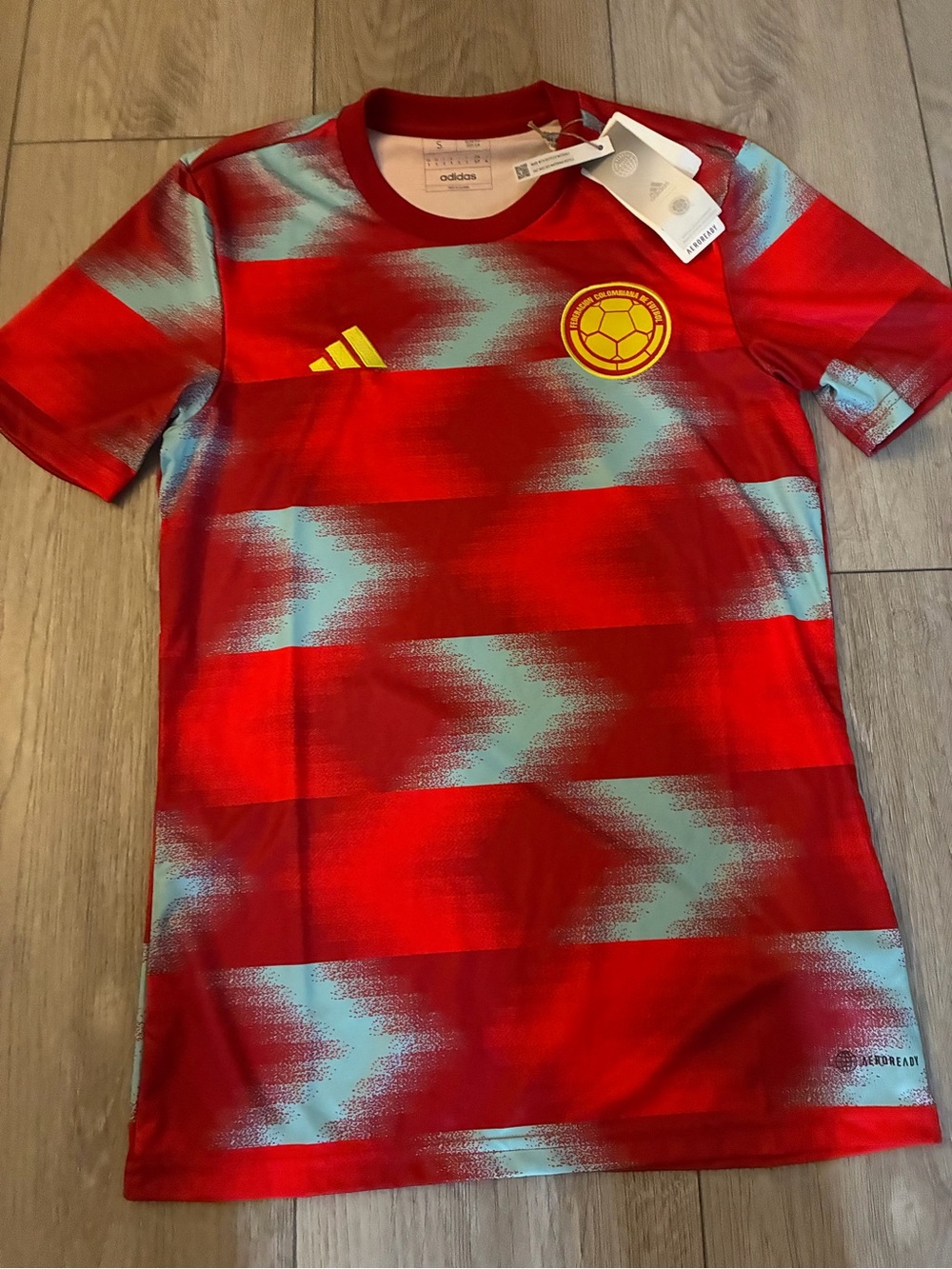 Colombia National Football / Soccer Team Men’s Adidas Jersey (Small) Retails $65